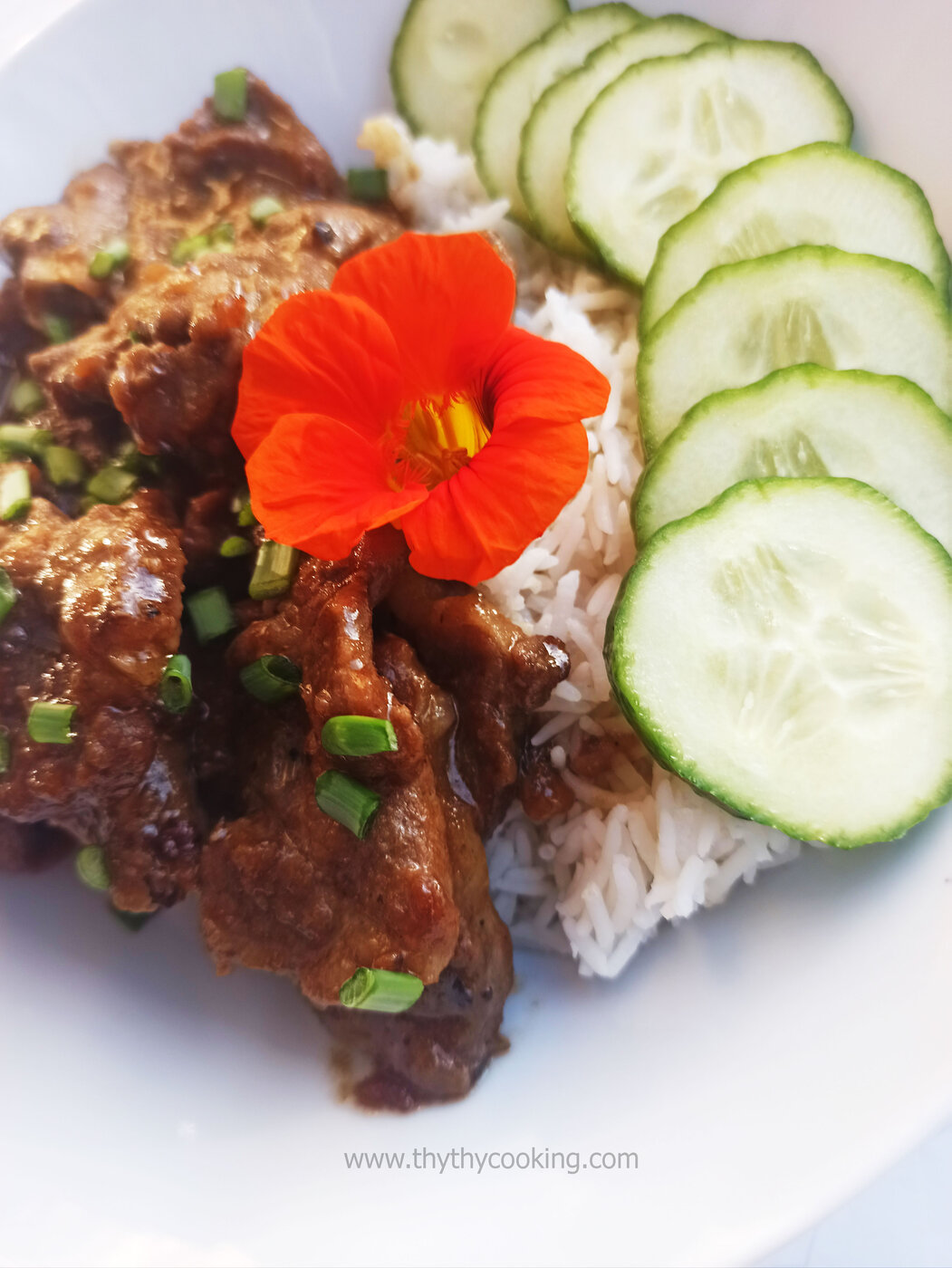 THỊT KHO TÀU VÀ LINH TINH CHUYỆN 