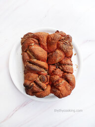 BÁNH MỲ CỦ DỀN VỊ QUẾ CARAMEL 