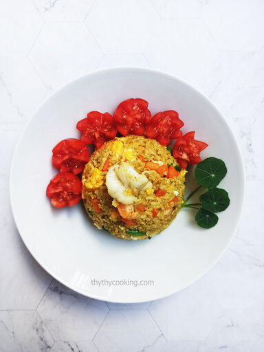 CƠM CHIÊN TÔM CÀ RI 