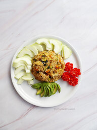 CƠM CHIÊN THỊT GÀ, CÀ RỐT, ZUCCHINI